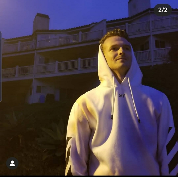 Meet your Posher, Matthew - Picture 2 of 3